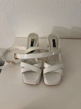 Nine West 7.5 White Block Heels